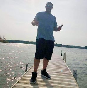 Meet your Posher, Russell